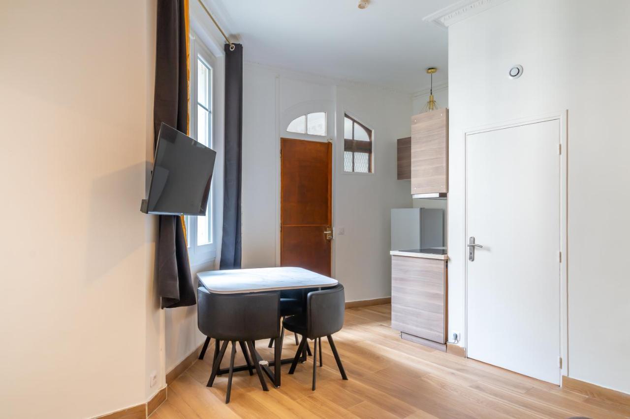Appartement Metro Alexandre Dumas Paris Exterior photo
