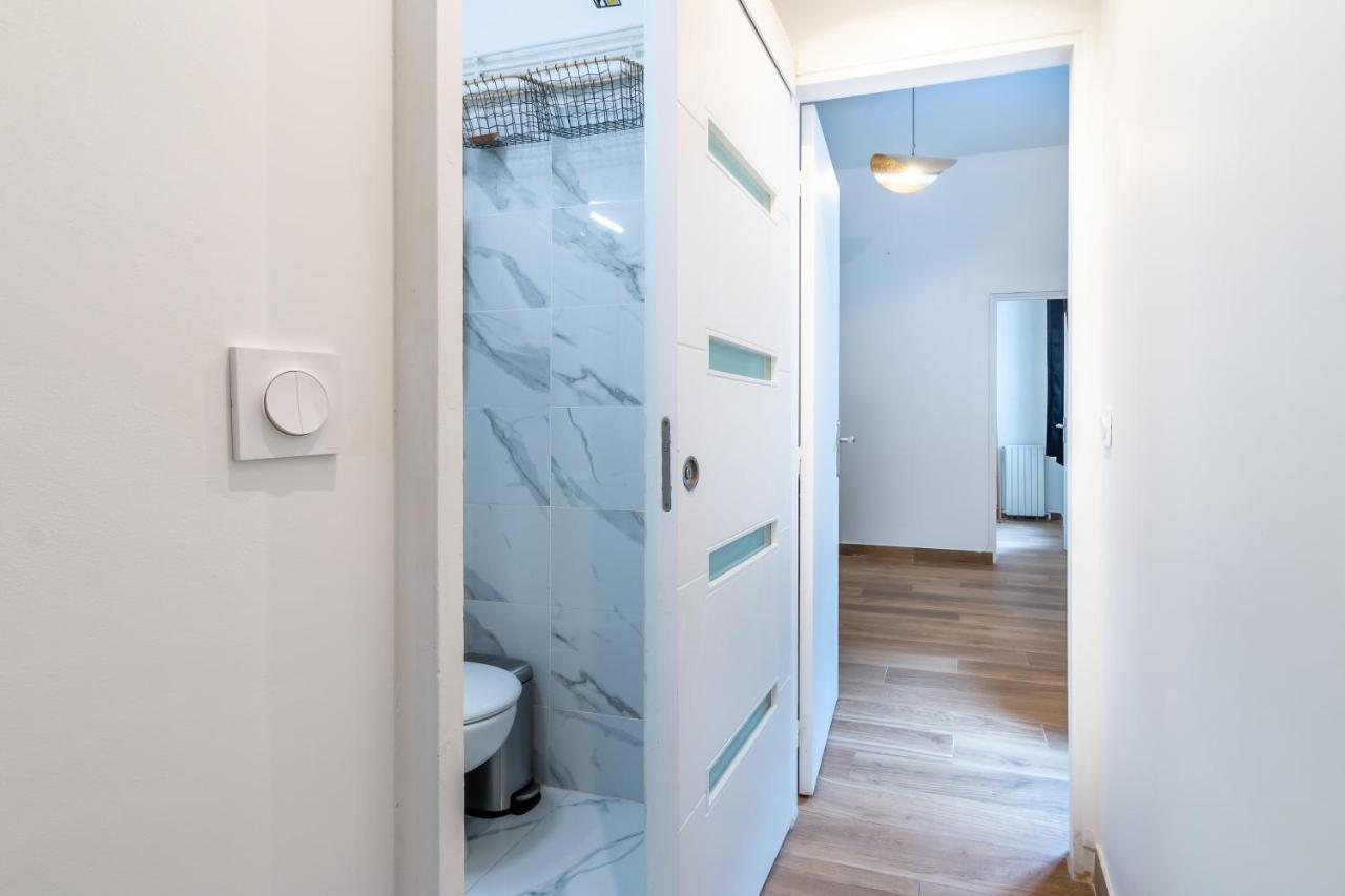 Appartement Metro Alexandre Dumas Paris Exterior photo